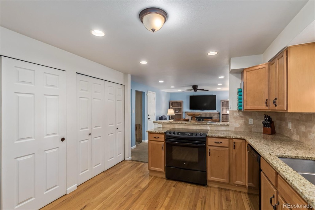 695 South Glencoe Street, Denver — photo 14