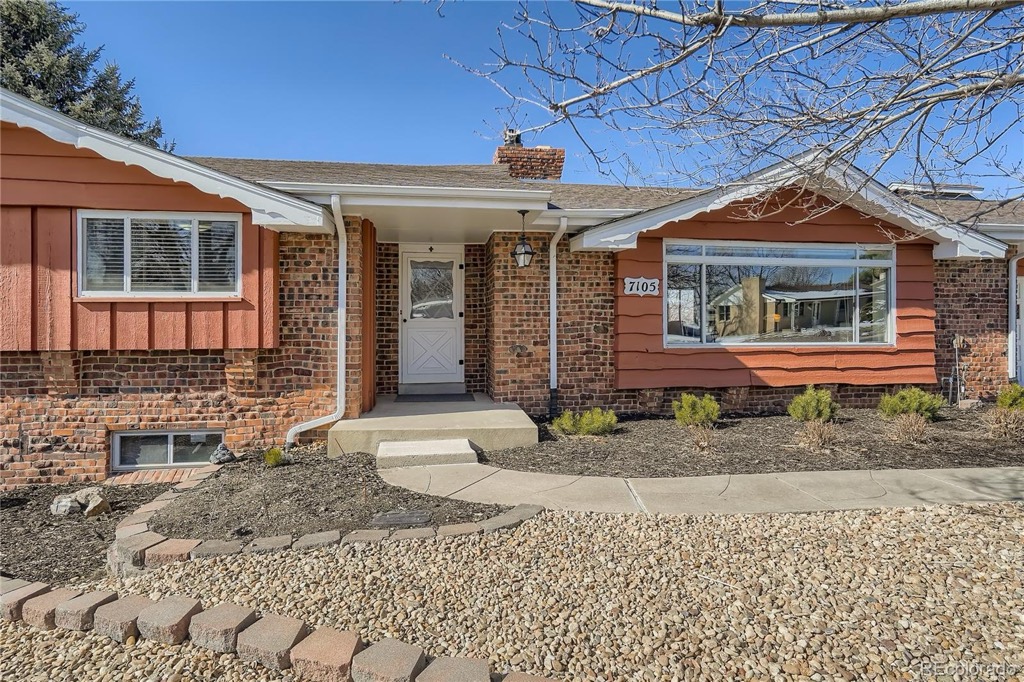 7105 Dover Way, Arvada — photo 2