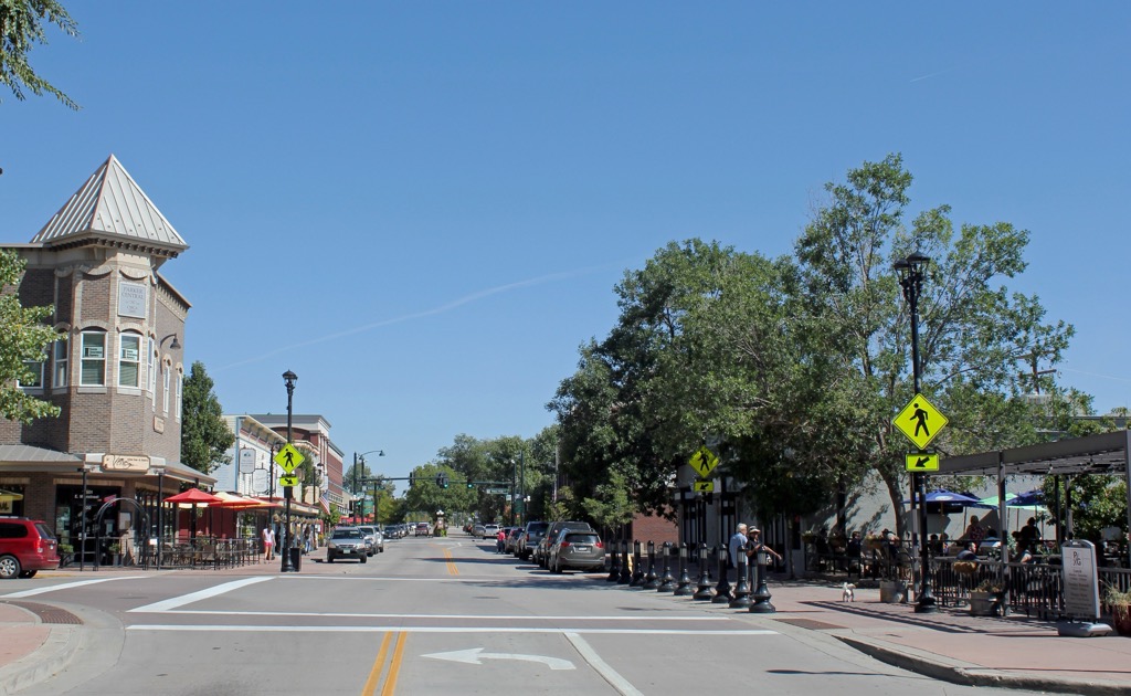 Shops and restaurants along Mainstreet in downtown Parker